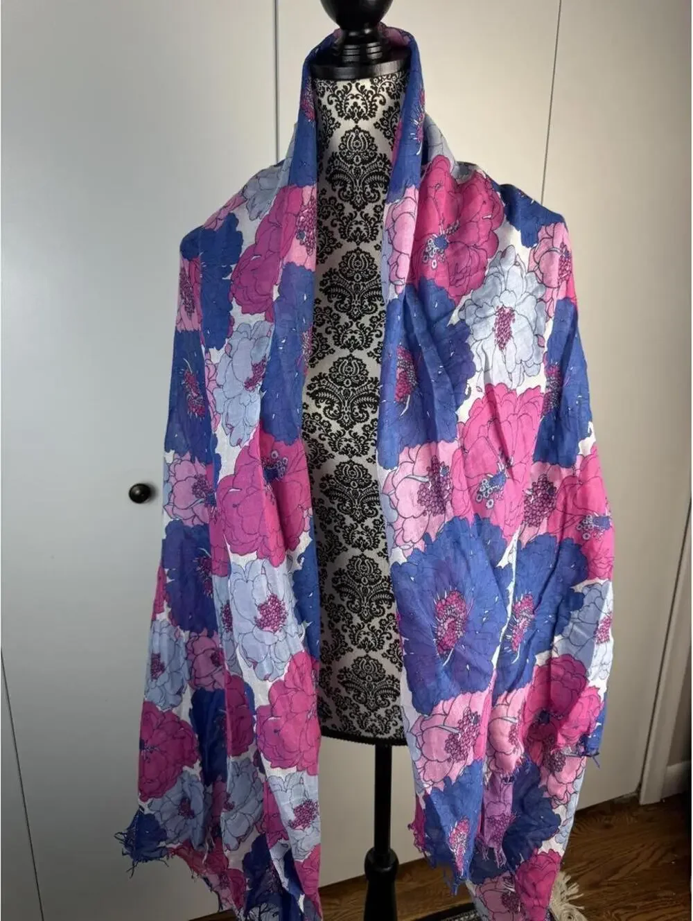 Women's Multi and Blue Scarf-wrap